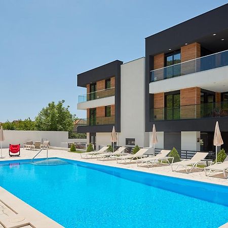 Georgiy Lux Apartments Lastva Grbaljska Eksteriør billede